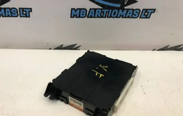 Jaguar XF X250 Air conditioning/heating control unit 8X2318D493AF