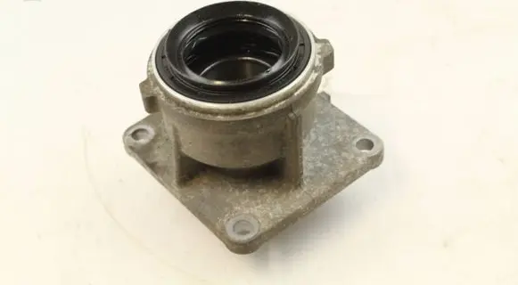 BMW 5 G30 G31 Engine mounting bracket 8699442 31508699442