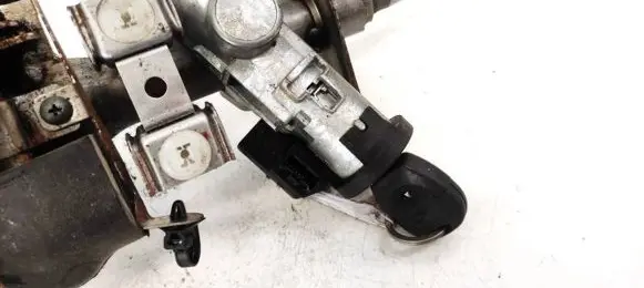 Nissan X-Trail T30 Ignition lock 5WK48042A
