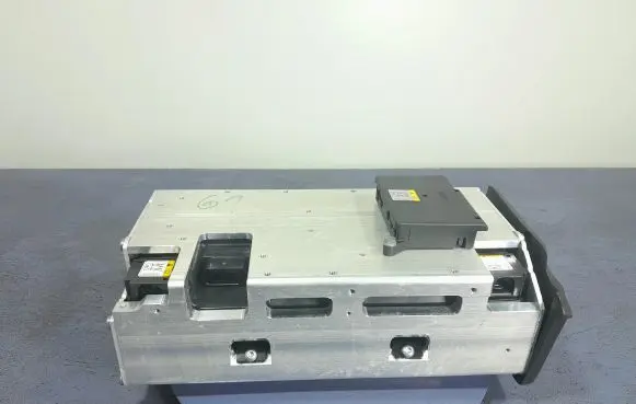 Audi A8 S8 D2 4D Hybrid / electric car battery 4N0915441E