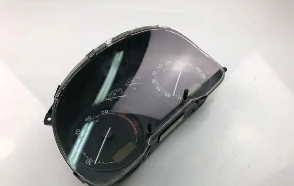 Skoda Octavia Mk1 (1U) Speedometer (instrument cluster) 1U0920800A