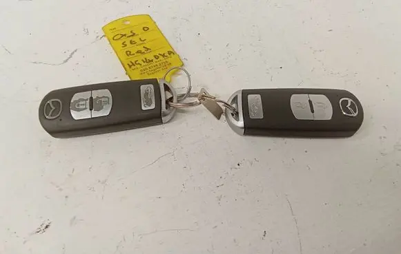 Mazda CX-5 Ignition key/card 