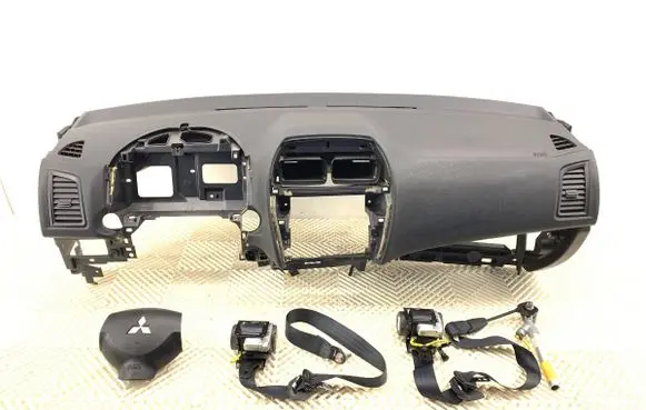 Mitsubishi ASX Dashboard