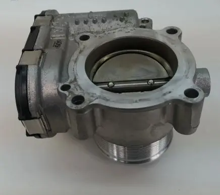Volkswagen Tiguan Throttle valve 06K133062AK