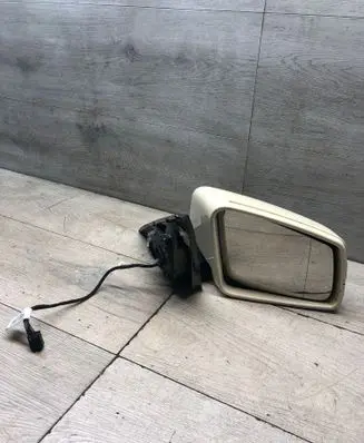 Mercedes-Benz E W212 Front door electric wing mirror A3159412
