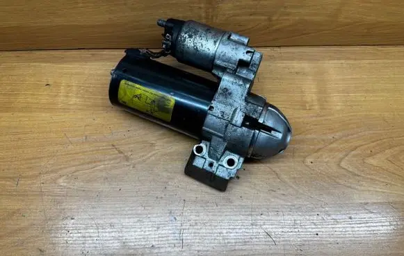BMW X1 E84 Starter motor 8506657 0001148010
