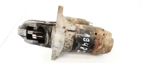 Subaru Legacy Starter motor 23300AA450 M000T30471