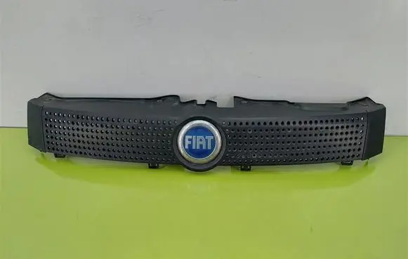 Fiat Panda II Front bumper upper radiator grill 735314236
