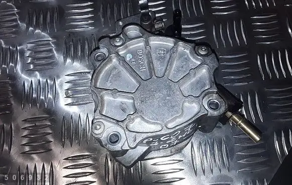 Peugeot 607 Vacuum pump d1711a