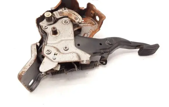 Handbrake/parking brake lever assembly