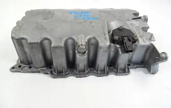 Volkswagen Touran III Oil sump