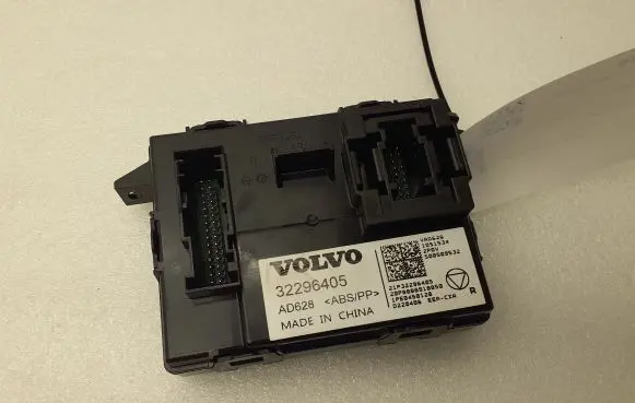 Volvo XC40 Other control units/modules 32296405 E1150252