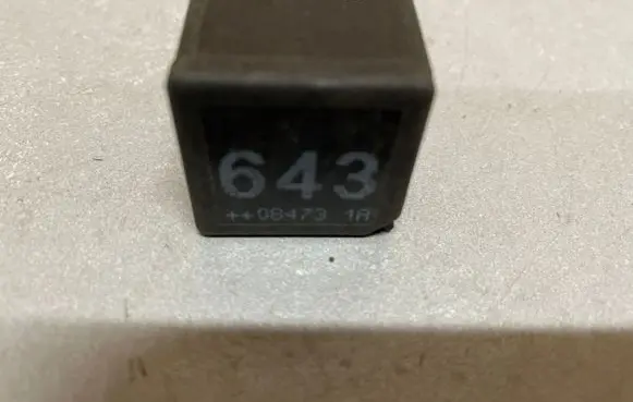 Audi A4 S4 B7 8E 8H Other relay 8K0951253