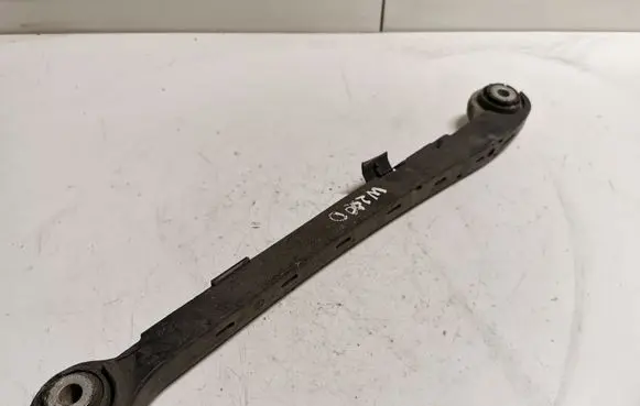 Rear control arm