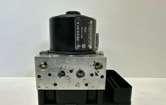 Porsche Cayenne (92A) ABS Pump 7P5614517A 7P0907379L