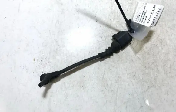 Volkswagen Golf VII ABS brake wheel speed sensor