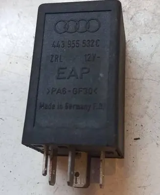 Audi A6 S6 C4 4A Other relay 443955532C