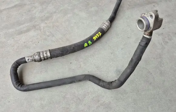 Audi A8 S8 D3 4E Air conditioning (A/C) pipe/hose 4E0260707AQ