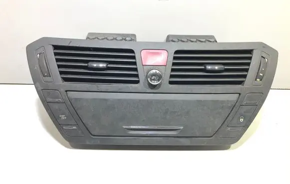 Citroen C4 I Picasso Dash center air vent grill 96832655ZD