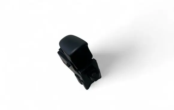 Nissan Juke I F15 Electric window control switch 829611KA0B