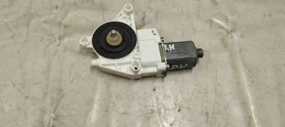 Mercedes-Benz GLE (W166 - C292) Front door window regulator motor A1669060201