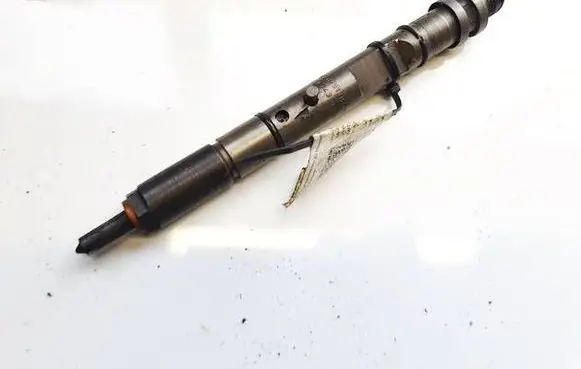 Audi A6 S6 C5 4B Fuel injector 059130201D 0432133805