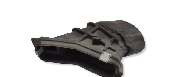 Ford Focus Air intake duct part AV619A675AD