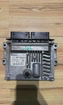 Ford Mondeo MK V Engine control unit/module DS71-12B684-UE