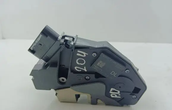 Ford C-MAX II Front door lock AM5AU21812CC 40524138