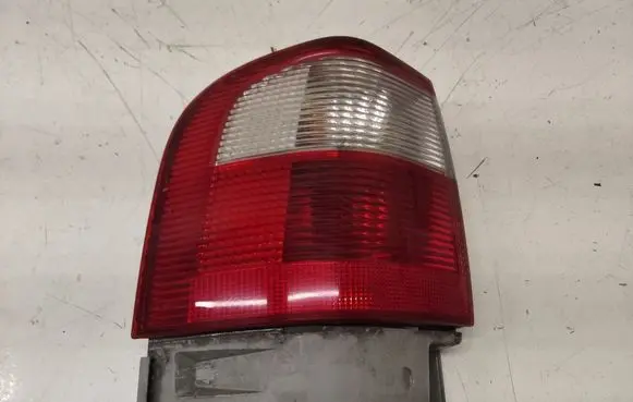 Ford Galaxy Rear/tail lights 964463