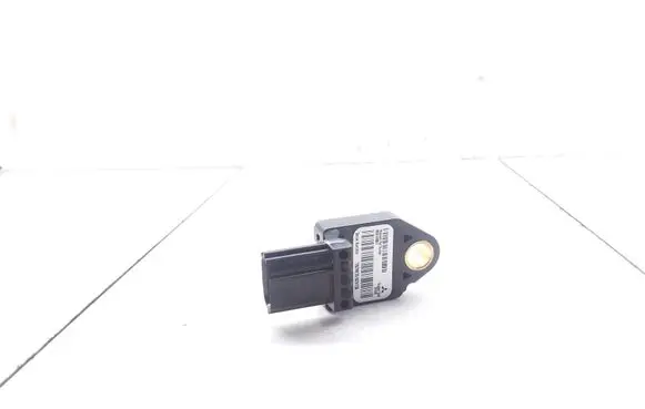Mitsubishi Outlander Airbag deployment crash/impact sensor 8651A001