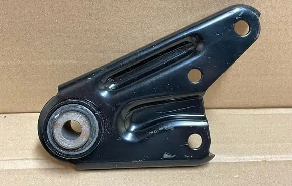 Mazda 3 II Engine mount bracket BP4N39010C