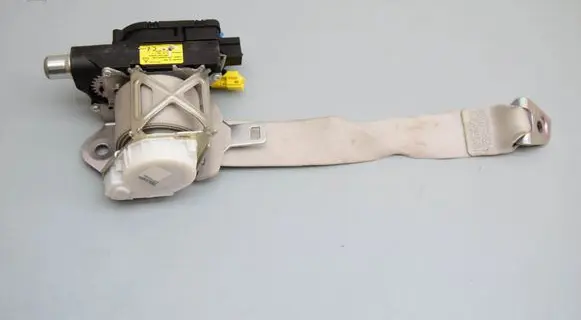 Mercedes-Benz S C217 Rear seatbelt A2228601785
