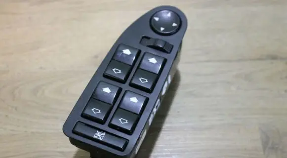 BMW 5 E39 Electric window control switch 6904306
