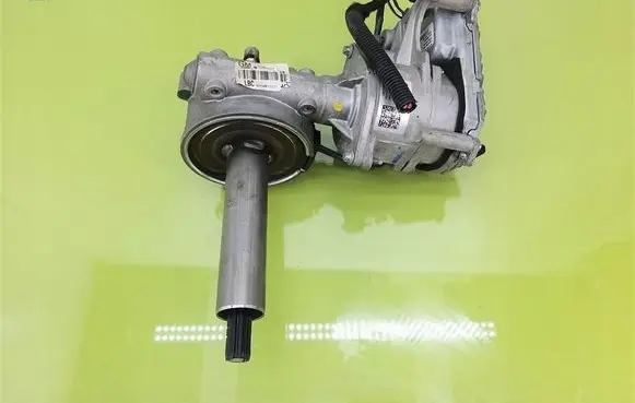Opel Meriva A Power steering pump 13153554