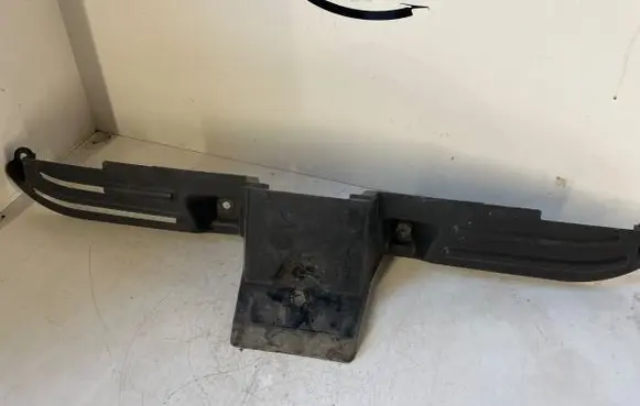 Mitsubishi Outlander Engine bonnet/hood lock trim molding 7450A172