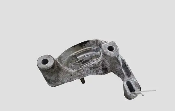 Volvo V40 Engine mounting bracket 326D15