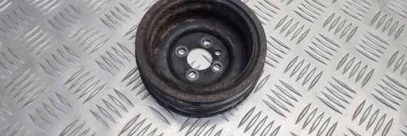 Volkswagen PASSAT B5.5 Crankshaft pulley 03g105243B