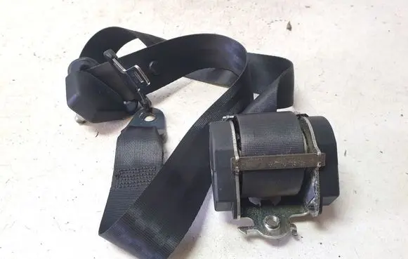 Dacia Logan I Front seatbelt 0403092