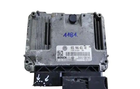 Volkswagen PASSAT B5 Engine control unit/module 03G906021AB 1039S09570 0281012119