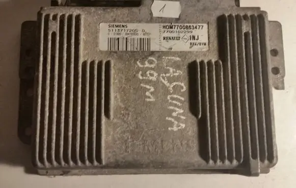 Renault Laguna I Engine control unit/module S113717205D HOM7700863477 7700102299