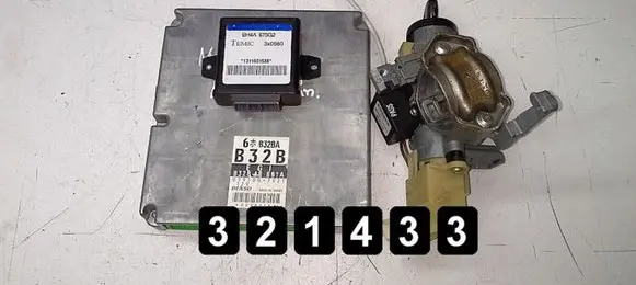 Mazda 323 Engine control unit/module B32B18881A