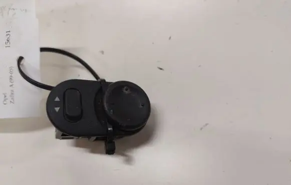 Opel Zafira A Wing mirror switch 09226861 FT09226861 0350R