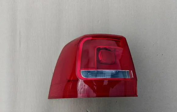 Volkswagen Sharan Rear/tail lights 7N0945095G 89504946 895049469Y