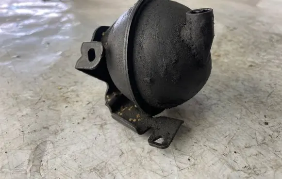 Jeep Patriot Vacuum air tank 