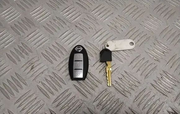 Nissan NV200 Ignition key/card TWB1G694