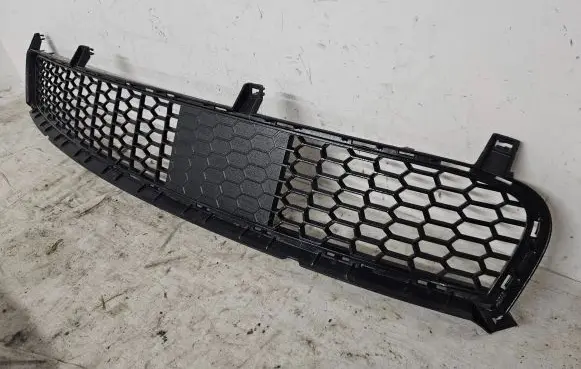 BMW X5 E70 Front bumper lower grill 8049705