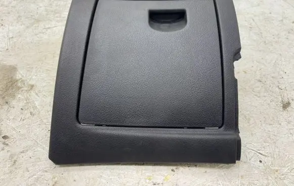 Peugeot 407 Glove box 9644582977 33729X