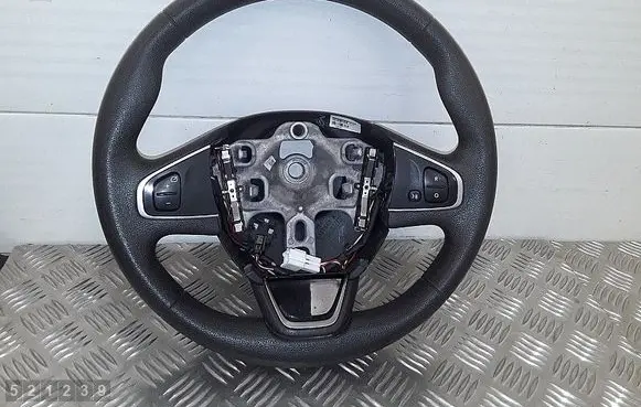 Renault Captur Steering wheel 6337663A