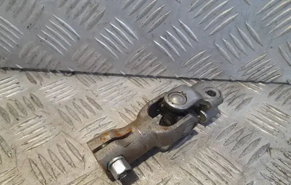Hyundai Santa Fe Steering column universal joint 7A24N